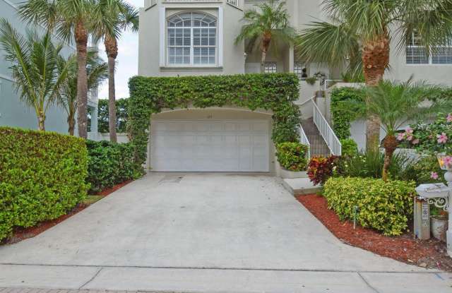 125 Ocean Key Way