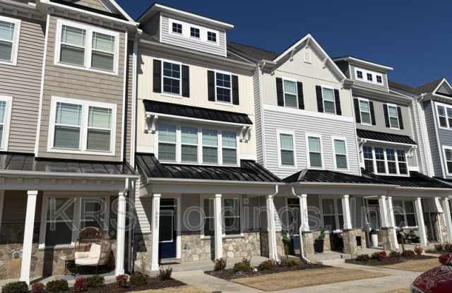 2027 Melbourne Street