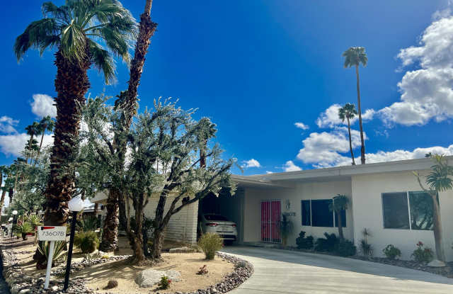 73607 18th Fairway Lane