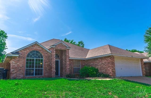 8016 Tree Leaf Lane - 8016 Treeleaf Lane, Fort Worth, TX 76123