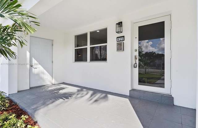 925 NW 84th St
