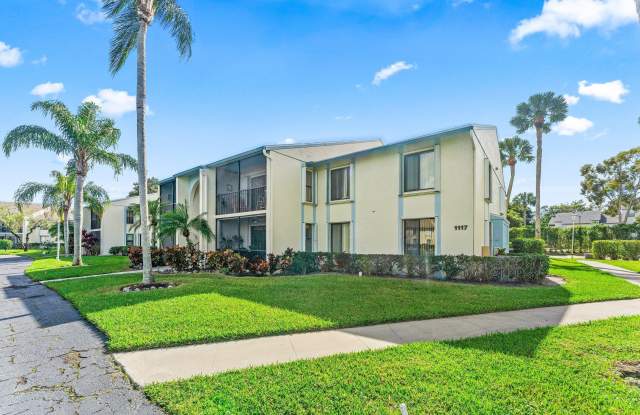 1117 Green Pine Boulevard