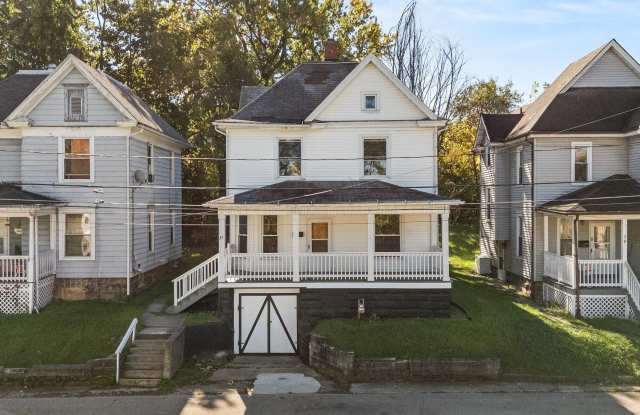 Photo of 37 W Arch Street