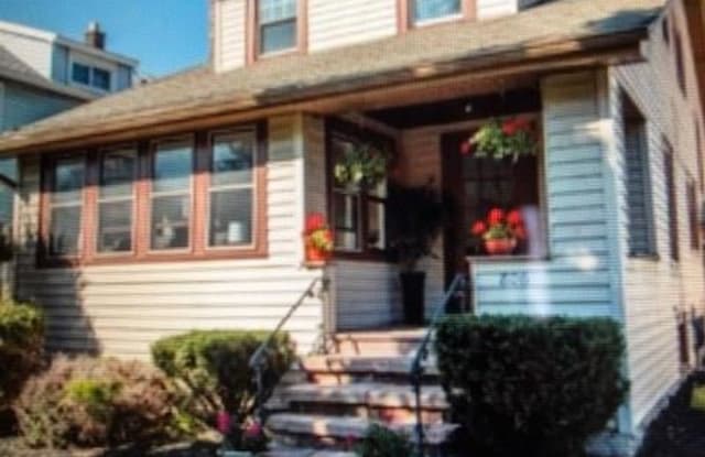 806 Tacoma Avenue - 806 Tacoma Avenue, Buffalo, NY 14216