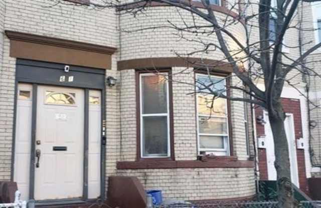 61 CLENDENNY AVE