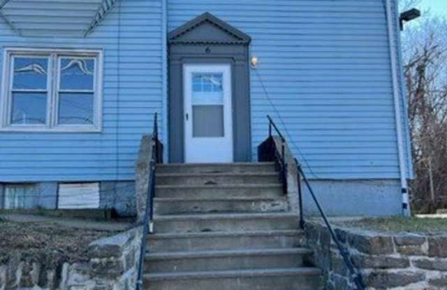 6 Lockwood Avenue
