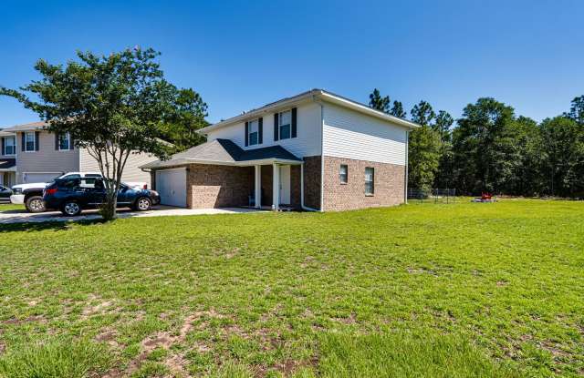 GREAT CRESTVIEW HOME