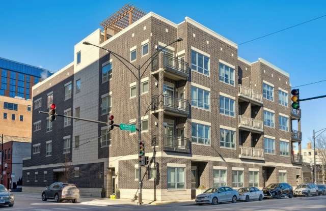 1002 W Van Buren Street unit: 407