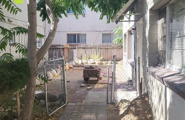 913 Willow St - 2BR/1BA apartment near Midtown