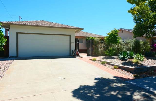 4 bedroom 2 bath! Forced air, hardwood floor throughout, Cupertino School!