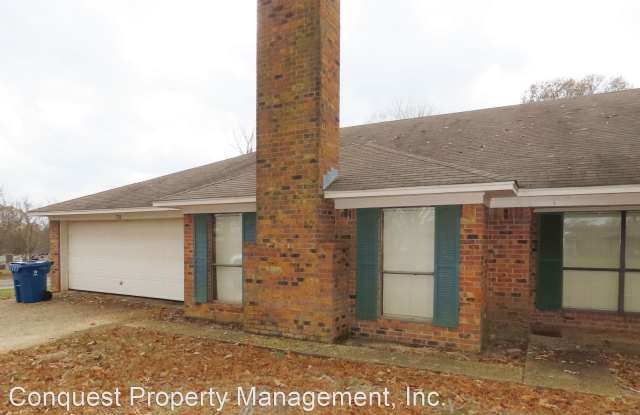 710 Kelli Ln