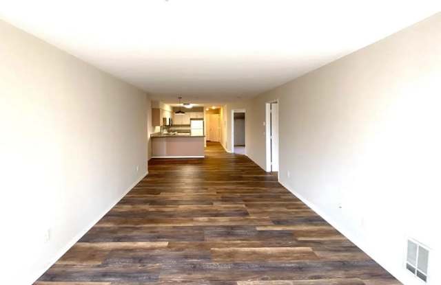 18210 73rd Ave NE#206