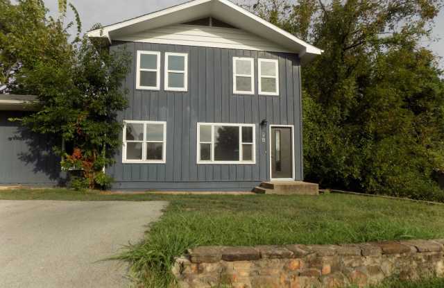 9 Sunset St Unit B