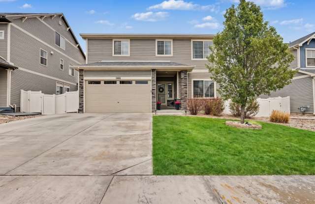 FABULOUS 4 BEDROOM HOME IN CUMBERLAND GREEN FOUNTAIN