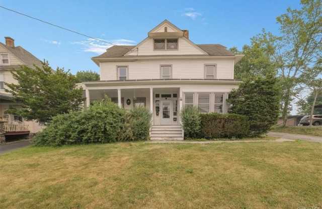 25 Ridge Street