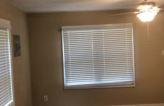 3921 Wiggins Drive 36605