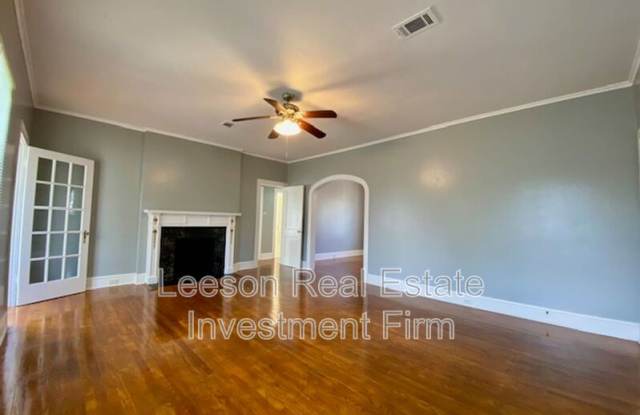 322 College St Unit D