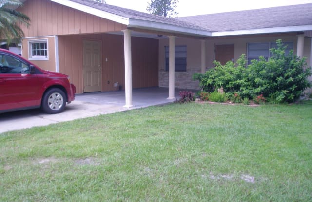 5708 2nd St W - 5708 2nd Street West, Manatee County, FL 34207