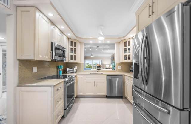 7286 Huntington Lane