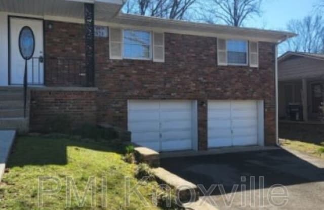 2628 Emoriland Blvd - 2628 Emoriland Boulevard Northeast, Knoxville, TN 37917