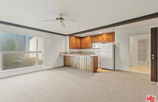 8 23rd Ave unit: 104