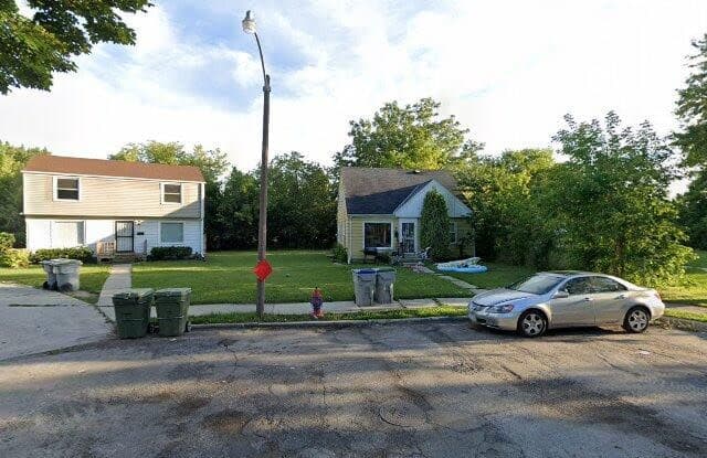 5025 N 41st St - 5025 North 41st Street, Milwaukee, WI 53209