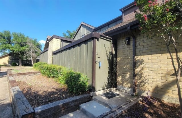 4651 Country Creek Drive - 4651 Country Creek Drive, Dallas, TX 75236