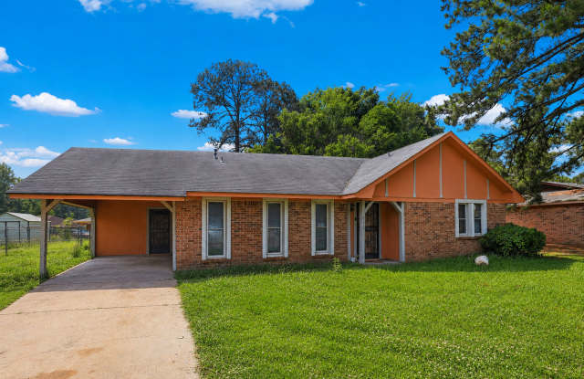 6513 Abraham Lincoln Dr