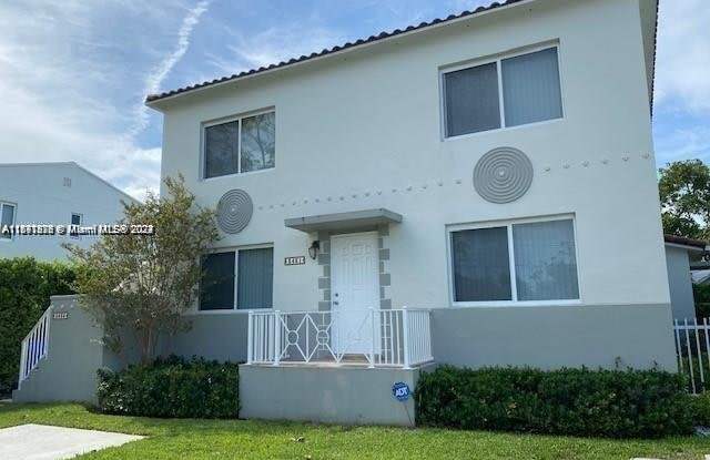 3433 SW 16th St