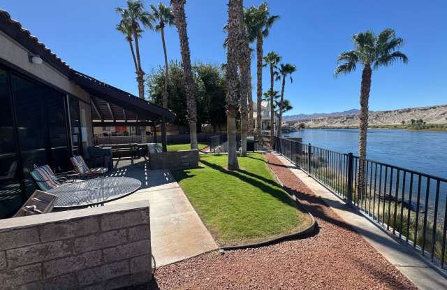 *2BR 2BA Furnished Condominium includes UTILITIES Snowbird Special *