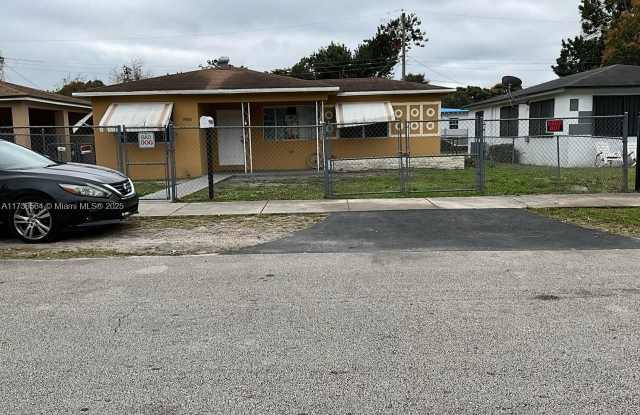 Photo of 1960 NW 57th St