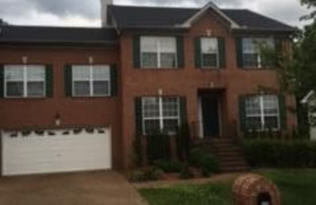 151 W Harbor - 151 West Harbor Drive, Hendersonville, TN 37075