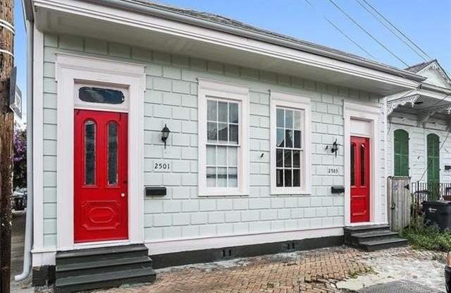 2501 BURGUNDY Street