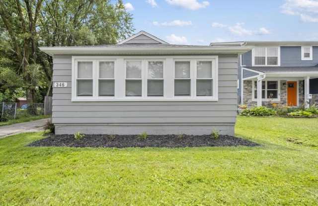 Photo of 346 East Bernhard Ave.