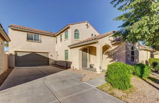 1704 W Pelican Drive