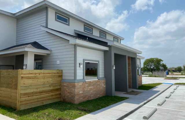 Photo of 7700 Via Del Mar Cir