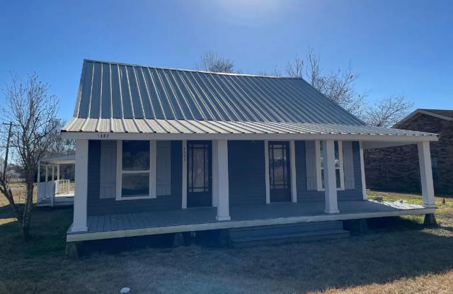 4 bed 2 bath Home in Broussard/Youngsville area - 1302 Young Street, Lafayette County, LA 70518