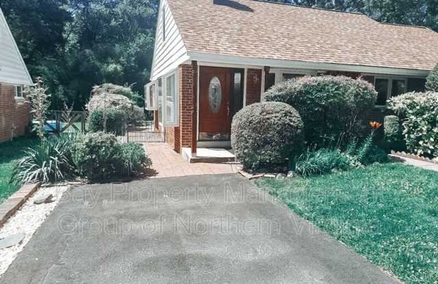 35 S Edison St