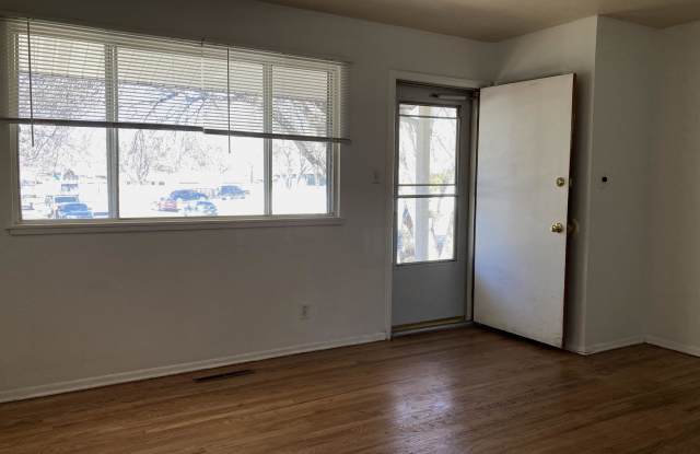 1421 McArthur Avenue