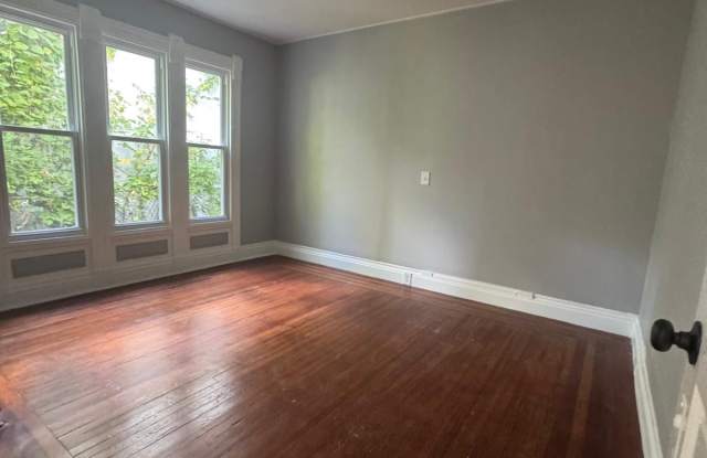 17 Hobson Avenue - 1