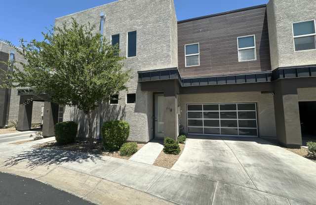 2315 E Pinchot Ave Unit 115