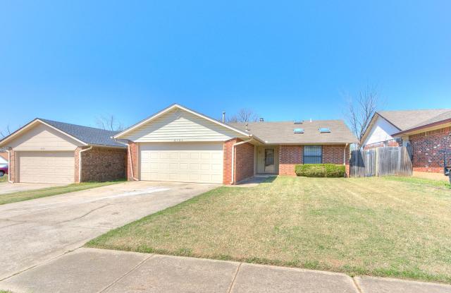 3 Bed/2 Bath Home in Midwest City - 8701 Cedar Ridge Drive, Midwest City, OK 73110