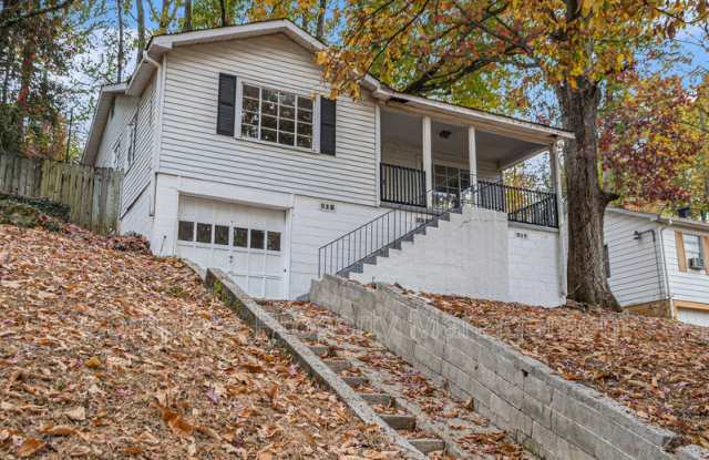 Photo of 836 Vanderbilt Street
