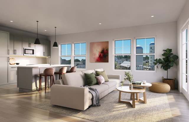 The Everly at Rouzan