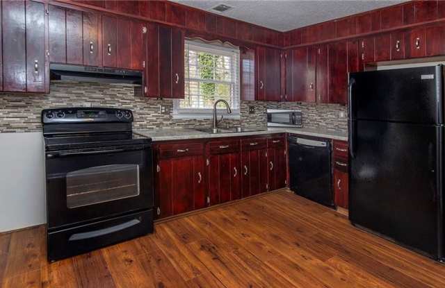 Comfortable Ranch home in a quiet community!