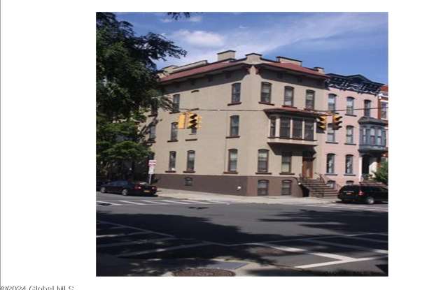 461 State Street
