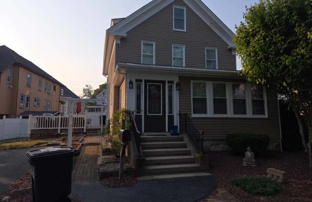 Photo of 26 1/2 Pearl St