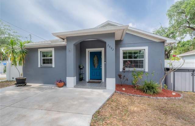 Photo of 2802 MARCONI STREET