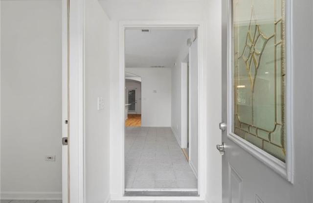 2581 Church Street NW