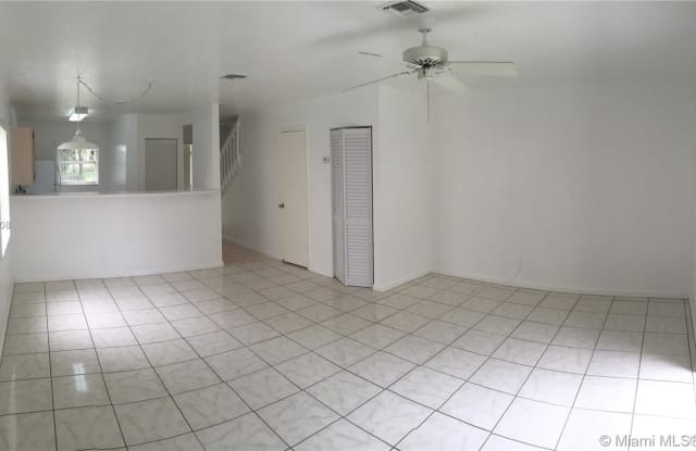 11604 NW 37th St - 11604 NW 37th St, Coral Springs, FL 33065